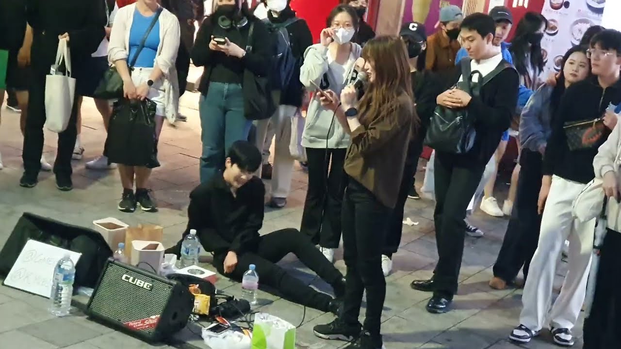 [STREET ARTIST] YU KAGAWA & HYOJIN. INTERACTIVE HONGDAE BUSKING. 230504.