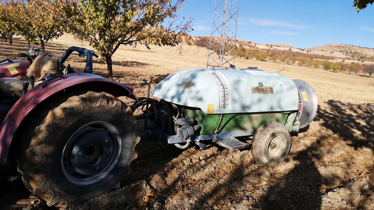 Traktör İle İlaçlama Yapımı   (  apricot spraying with a tractor ) #tumosan #dogansahin #syngenta