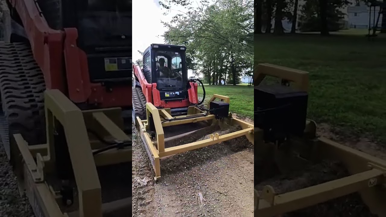 Skidsteer grading Roadrunner #graveldriveway #shorts