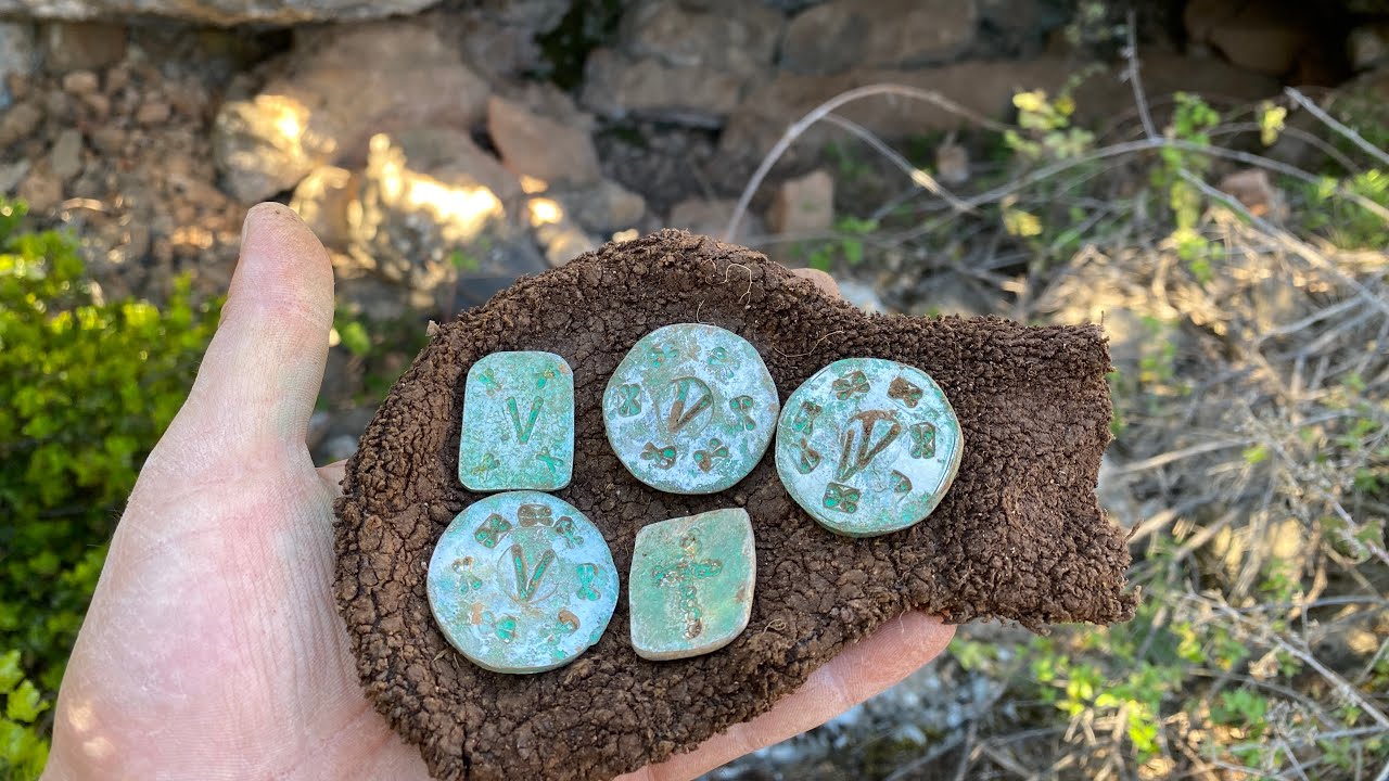 Define Oyması i&ccedil;inden Deriye Sarılmış Para &Ccedil;ıktı !!!