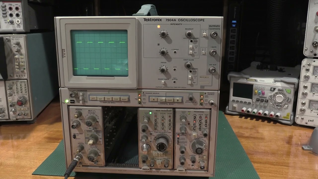 Tektronix 7A18 II Repair and Alignment (With a Deeper Look at the High Frequency Compensation)
