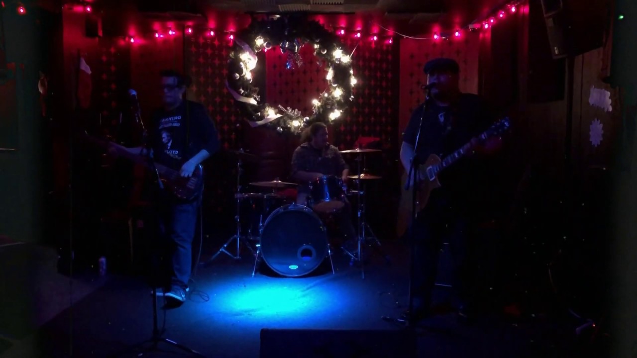 Strickland Fringe live at The Offbeat Bar 12-19-18