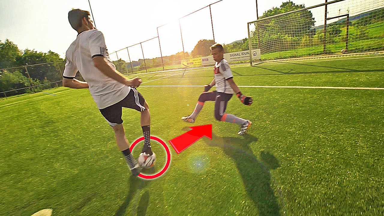Ultimate adidas Torfabrik 2014/2015 Bundesliga Review | Free Kick Test | freekickerz