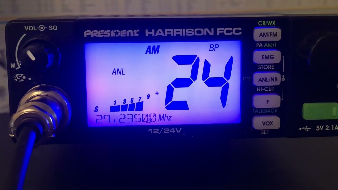 4 watt CB Radio Can &ldquo;Shoot Skip&rdquo;
