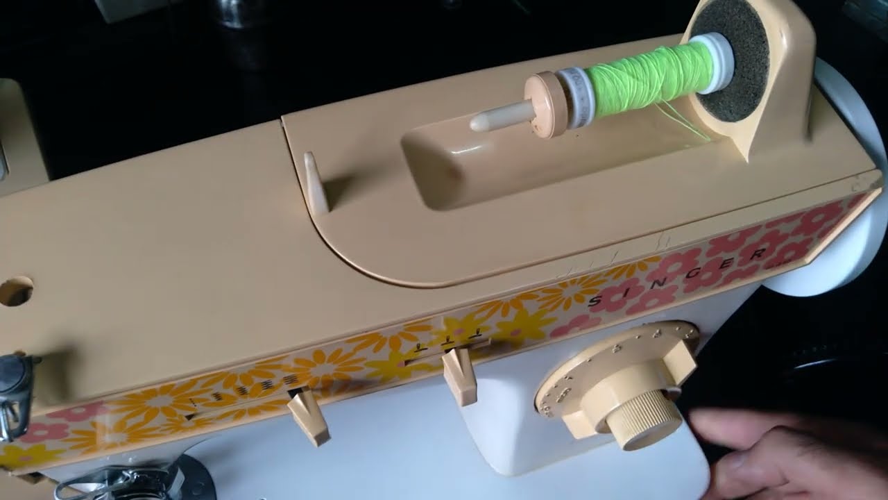 Aula de manuseio e apresentação da máquina de costura Singer 248 C 21. Uma belezura...