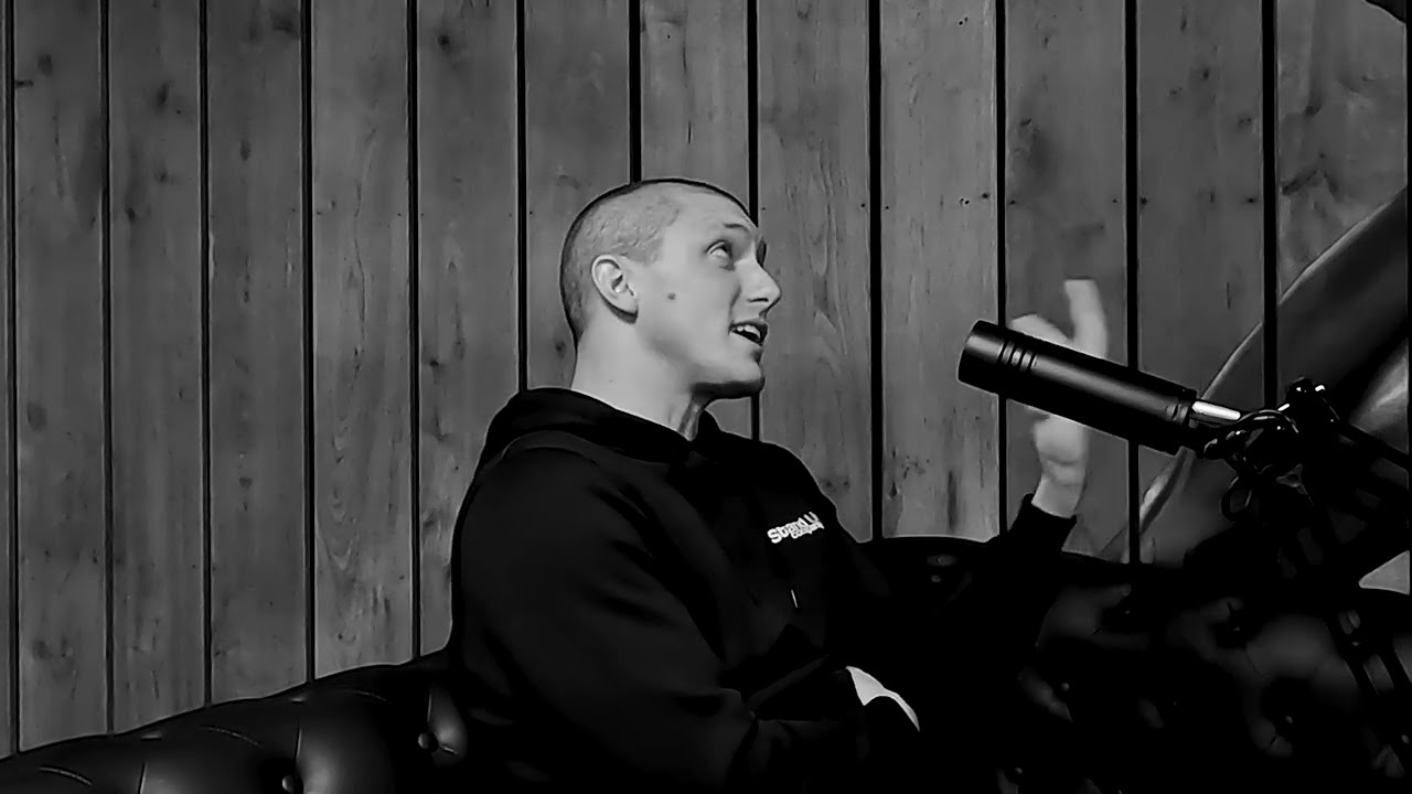 🎙 Nieuwe Podcast Aflevering met Marnick Vandebroek. Founder of Stand Up comedy.