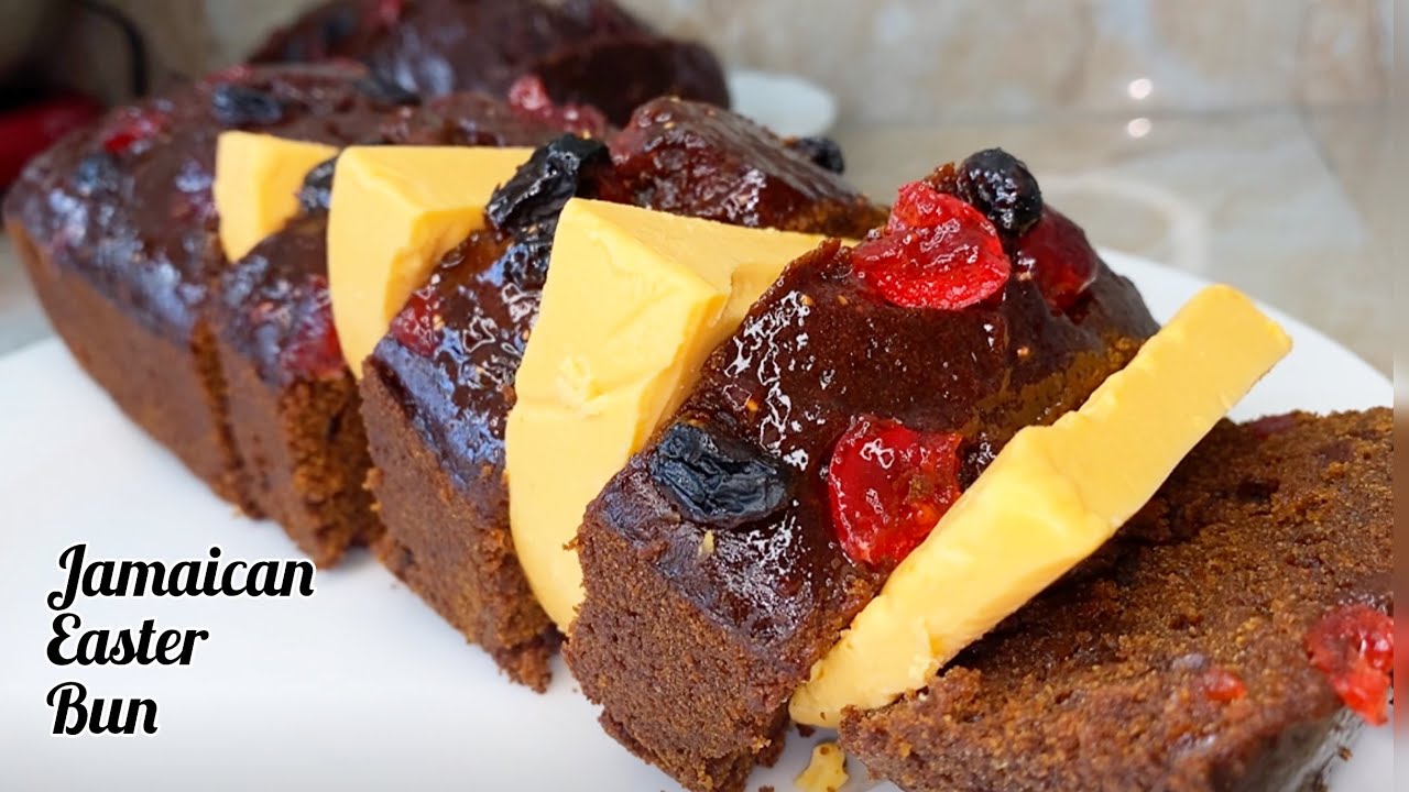 The Perfect Easter Bun Recipe | NO eggs | NO yeast #easterbun #easterbunrecipe #easter