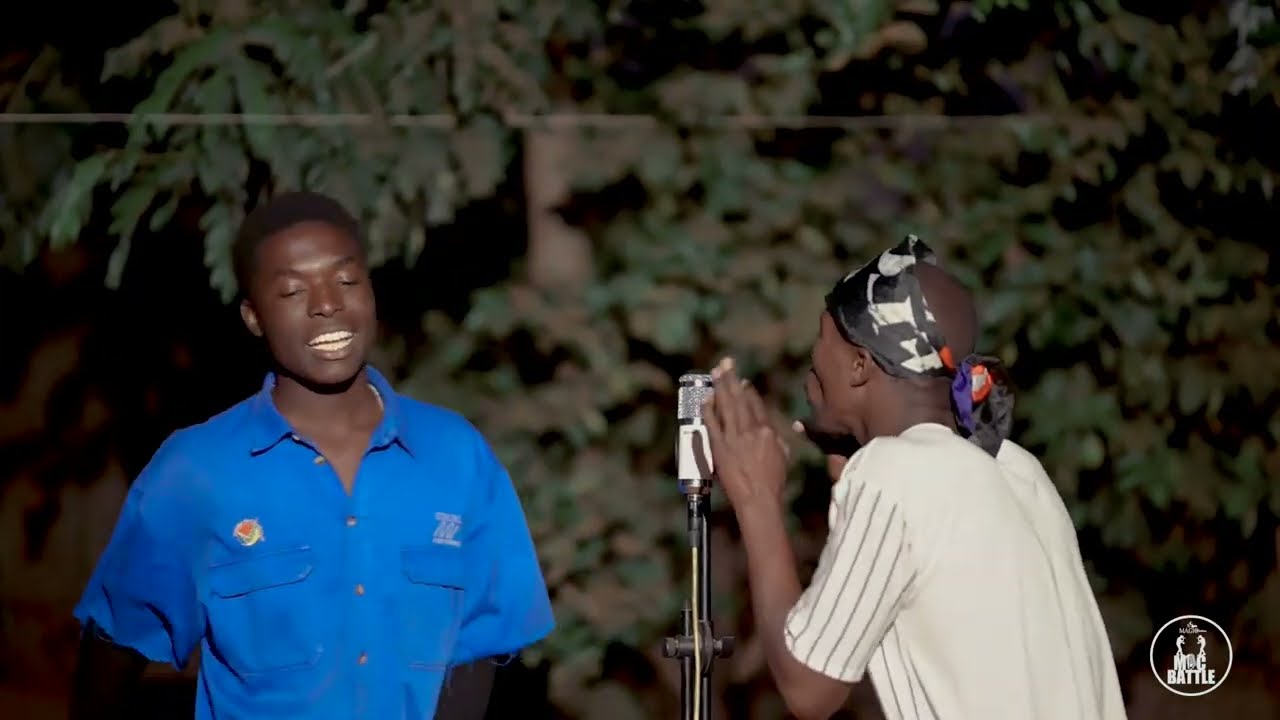 HOPE CENAH [Blue] VS JOHN GAMBA [White]  RAP BATTLE (MAGIC MAKERS)