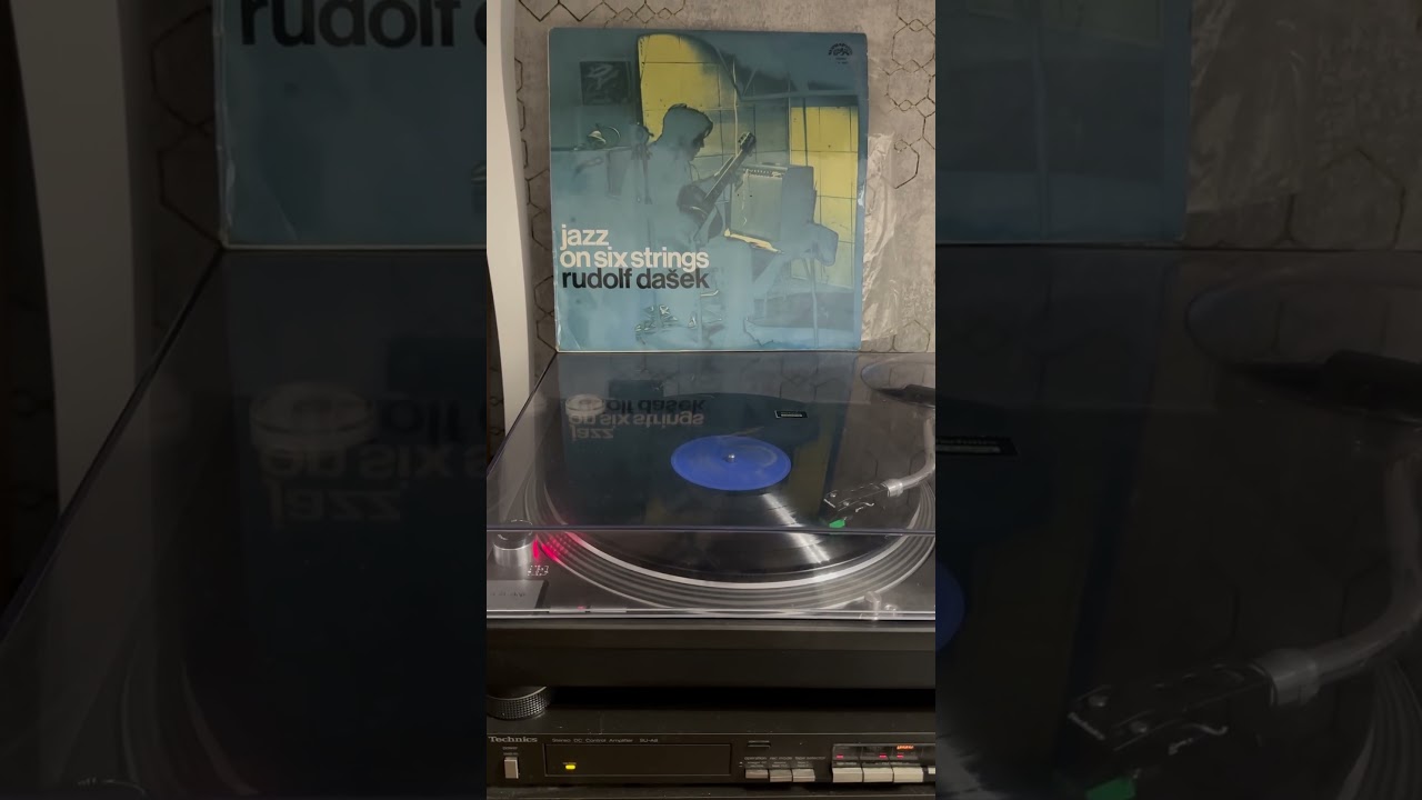 Rudolf Da&scaron;ek - jazz on six strings