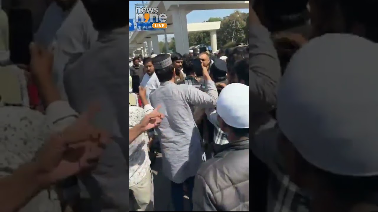 Delhi Police Officer Suspended After Video of Assault During Namaz Surfaces | News9