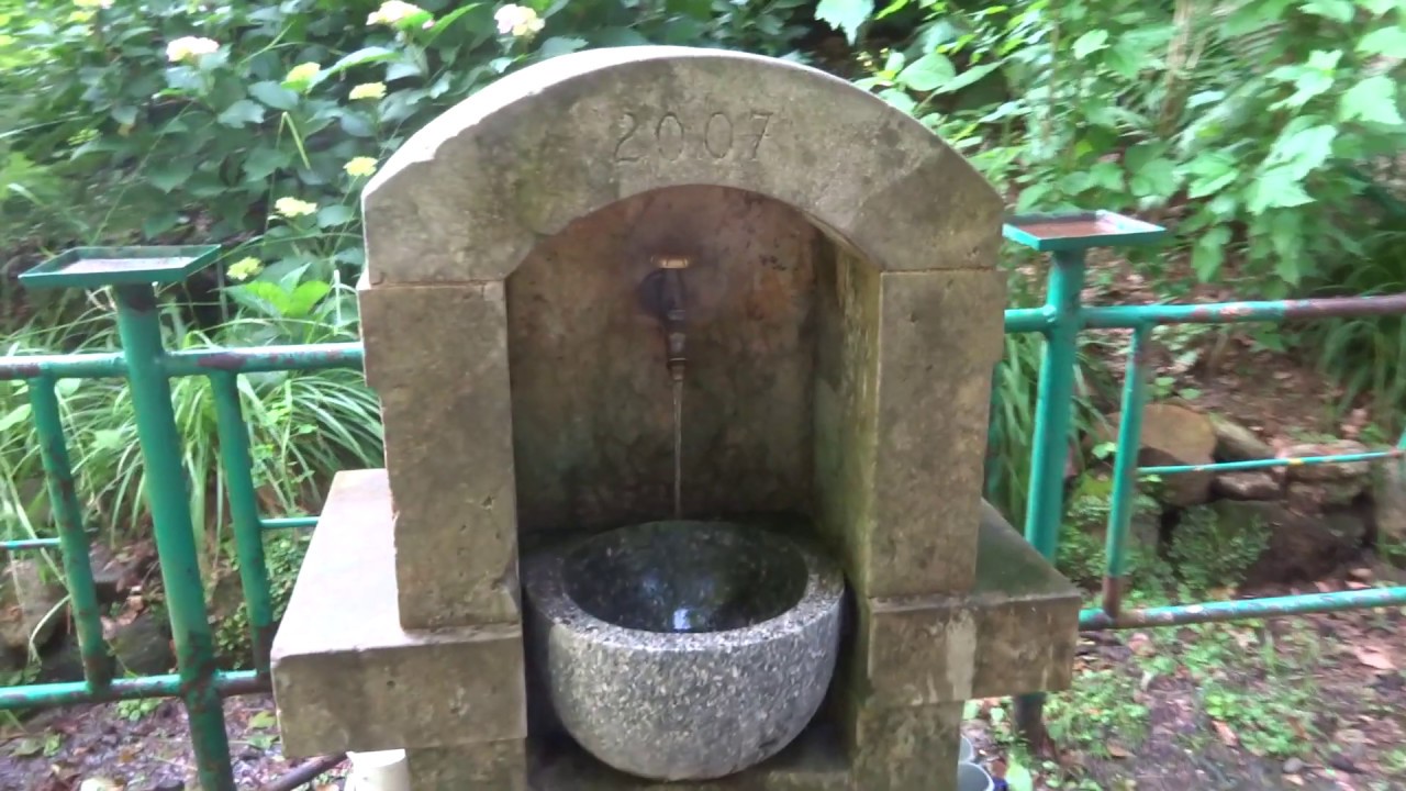 Mystická poutní ROŠTÍNSKÁ KAPLE + studánka z roku 1907 - PP Chřiby