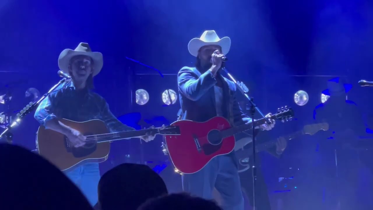 Midland - Barely Blue (Cincinnati)