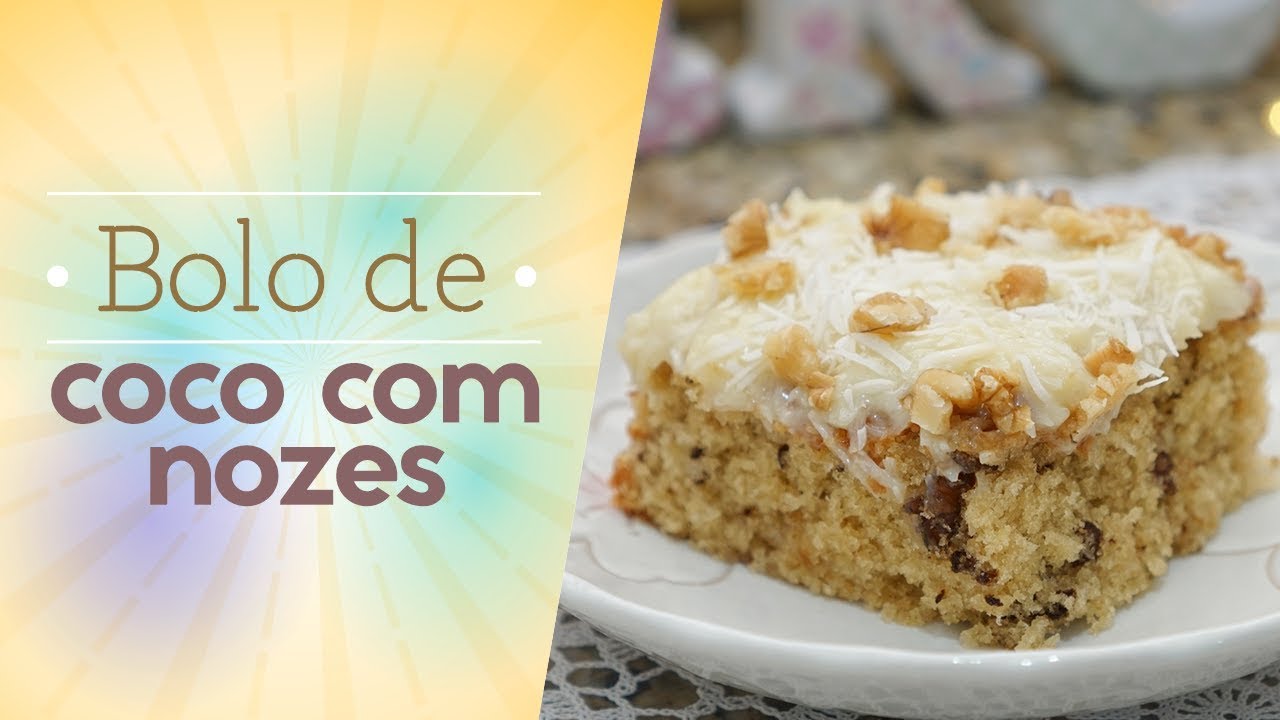 Bolo de Coco com Nozes