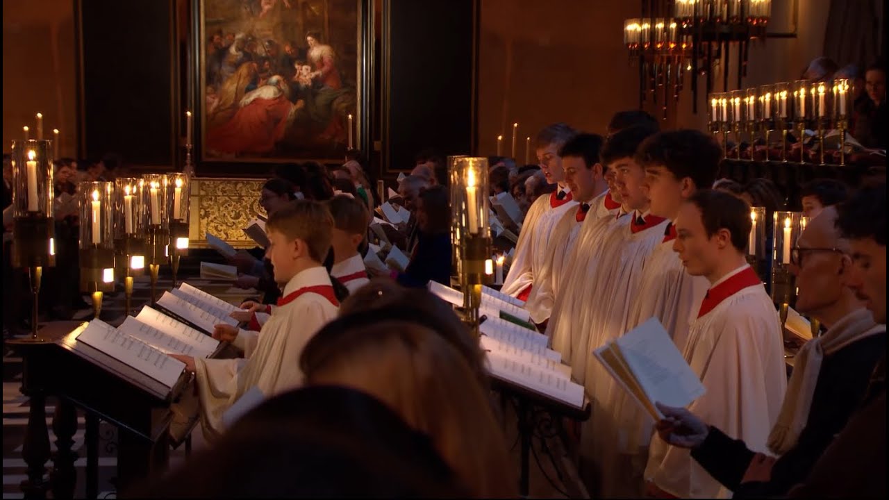 Hark! The Herald Angels sing | Christmas Carols from King's 2024