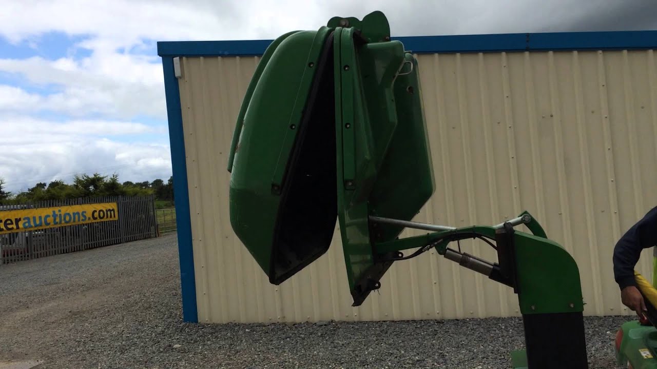 2004 JOHN DEERE X595 4WD RIDE ON DIESEL LAWNMOWER