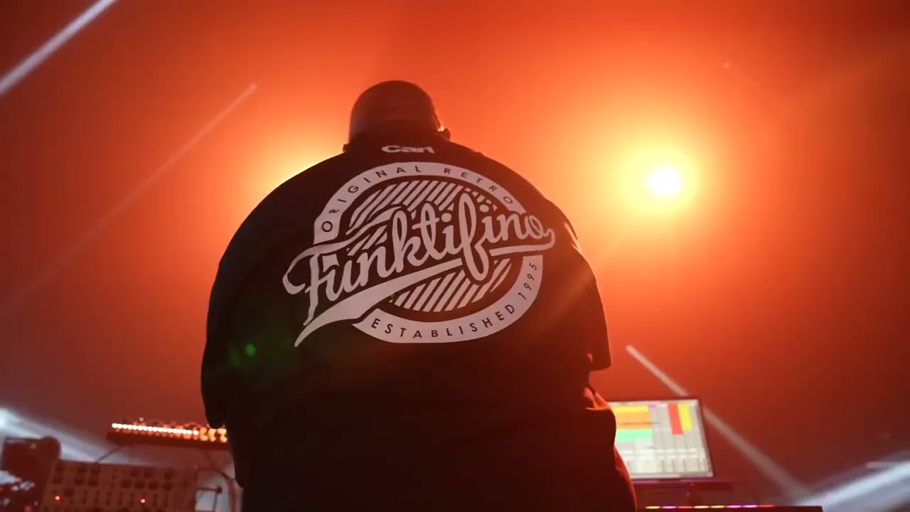 Techno party with Carl Cox