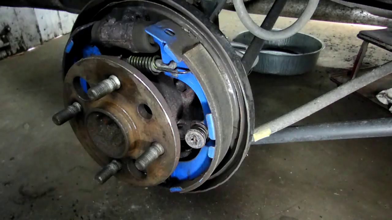 Toyota Corolla Chevrolet Prizm Rear Brake Job Part 1