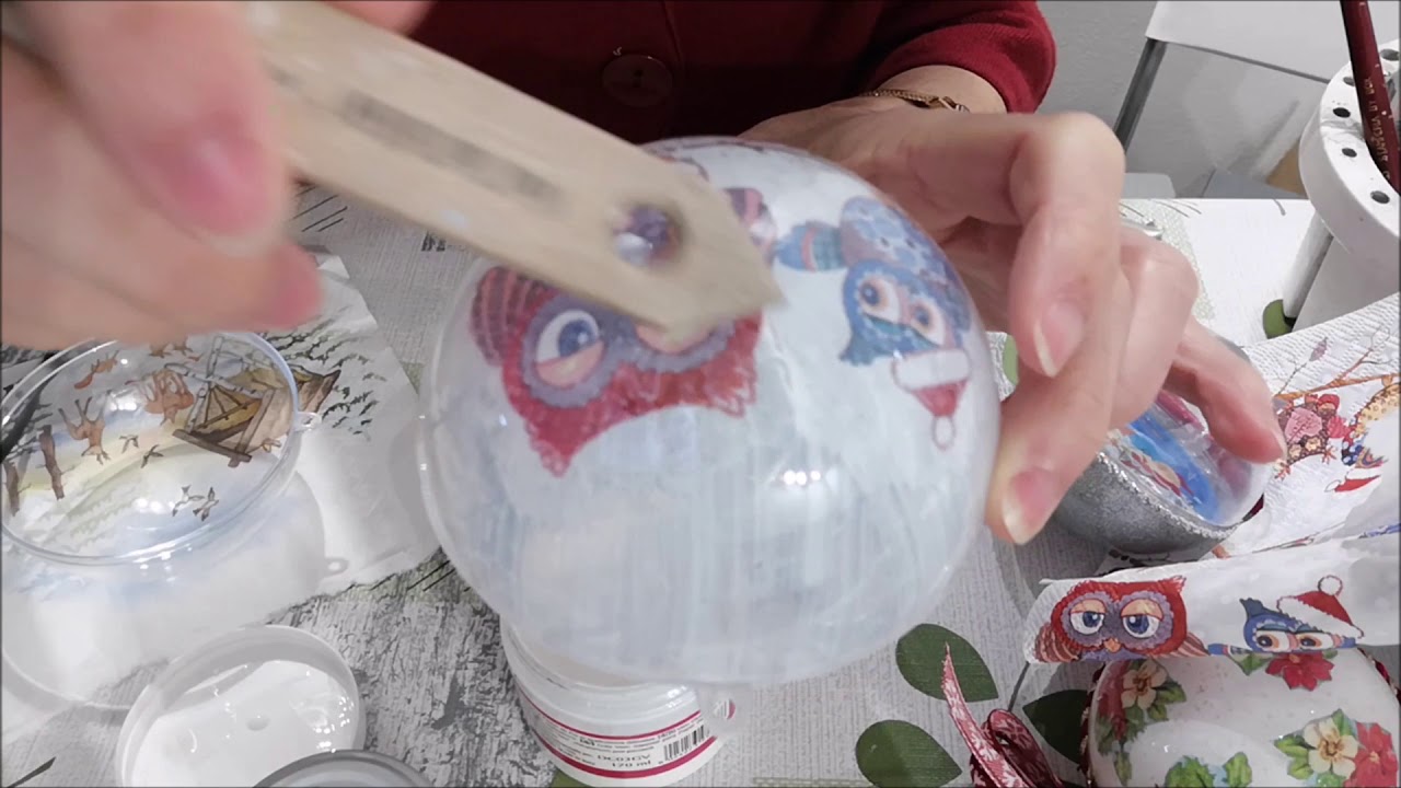 Tutorial pallina di Natale a découpage - Ilaria Boscarecci