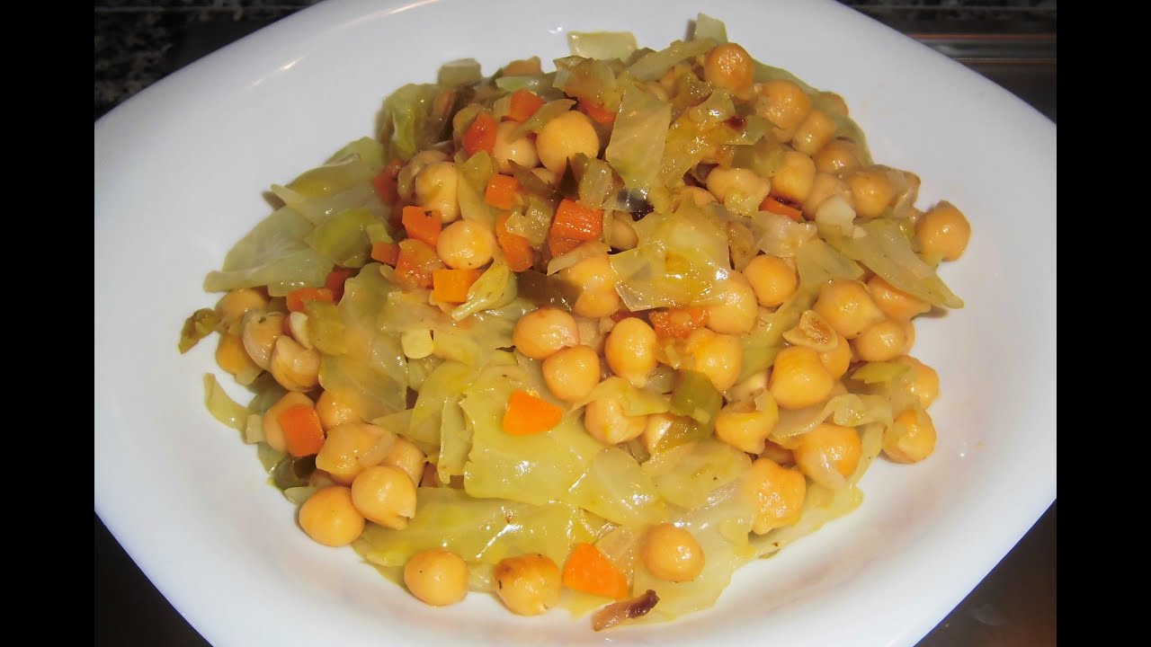Garbanzos con hojas de Col