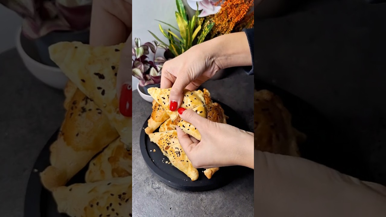 Слойки "Терияки-чиз " "Teriyaki Cheese" Puff Pastries Рецепт в описании. Recipe in the description