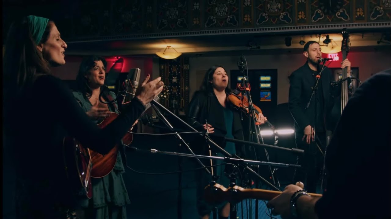 Nigun Yetzira - Rabbi Deborah Sacks Mintz