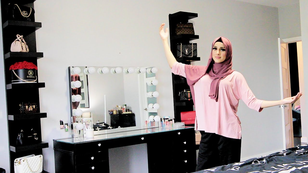 MY ROOM TOUR