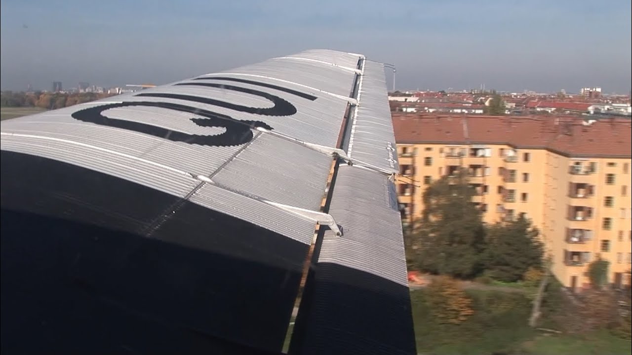 THE SIGHT & THE SOUND : Flight onboard DLBS JU-52 D-CDLH from Hamburg to Berlin-Tempelhof (THF)