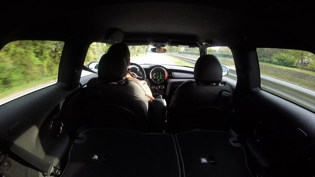 manual mini cooper S (F56) remus equipped LOUD!