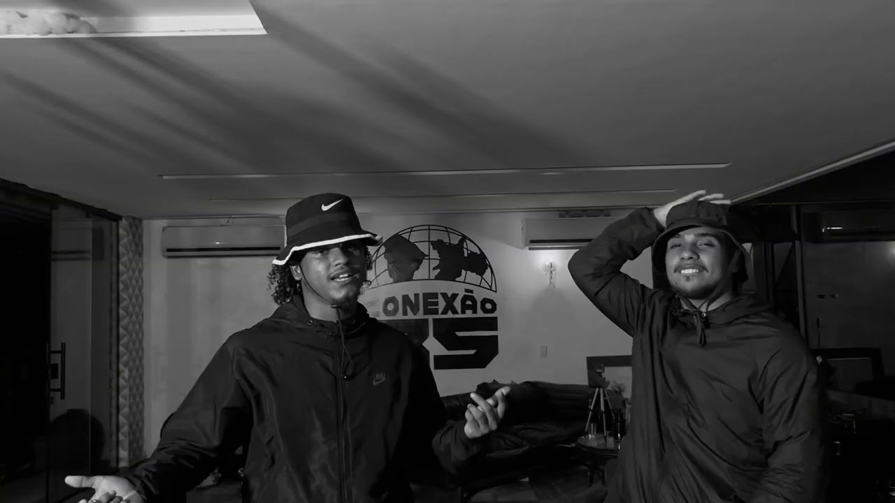 EFEITO PRETO E BRANCO //ESTRELAS DO GUETO  SNARTT, CLAUBER 