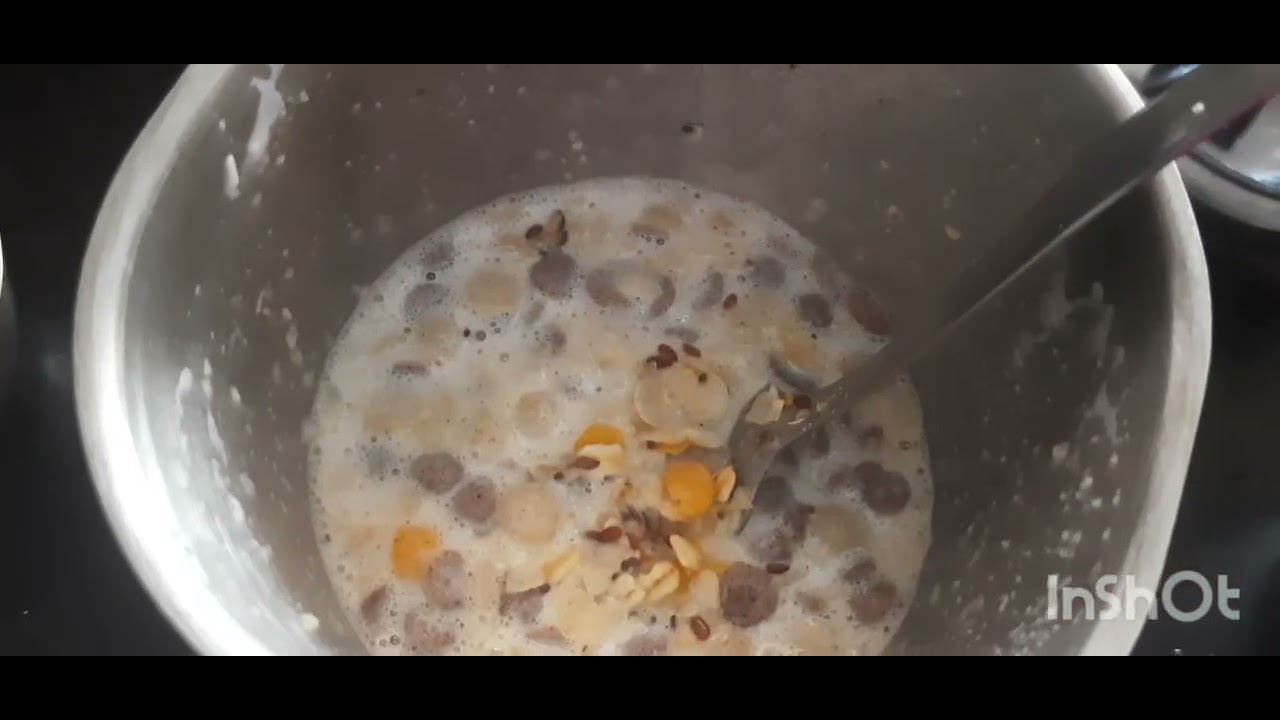 HOMEMADE ICE CREAM.... Jugaad wala ice cream kaise banate hai... 😀😁 🍦🍧🍨 #coconuticecream #muesli