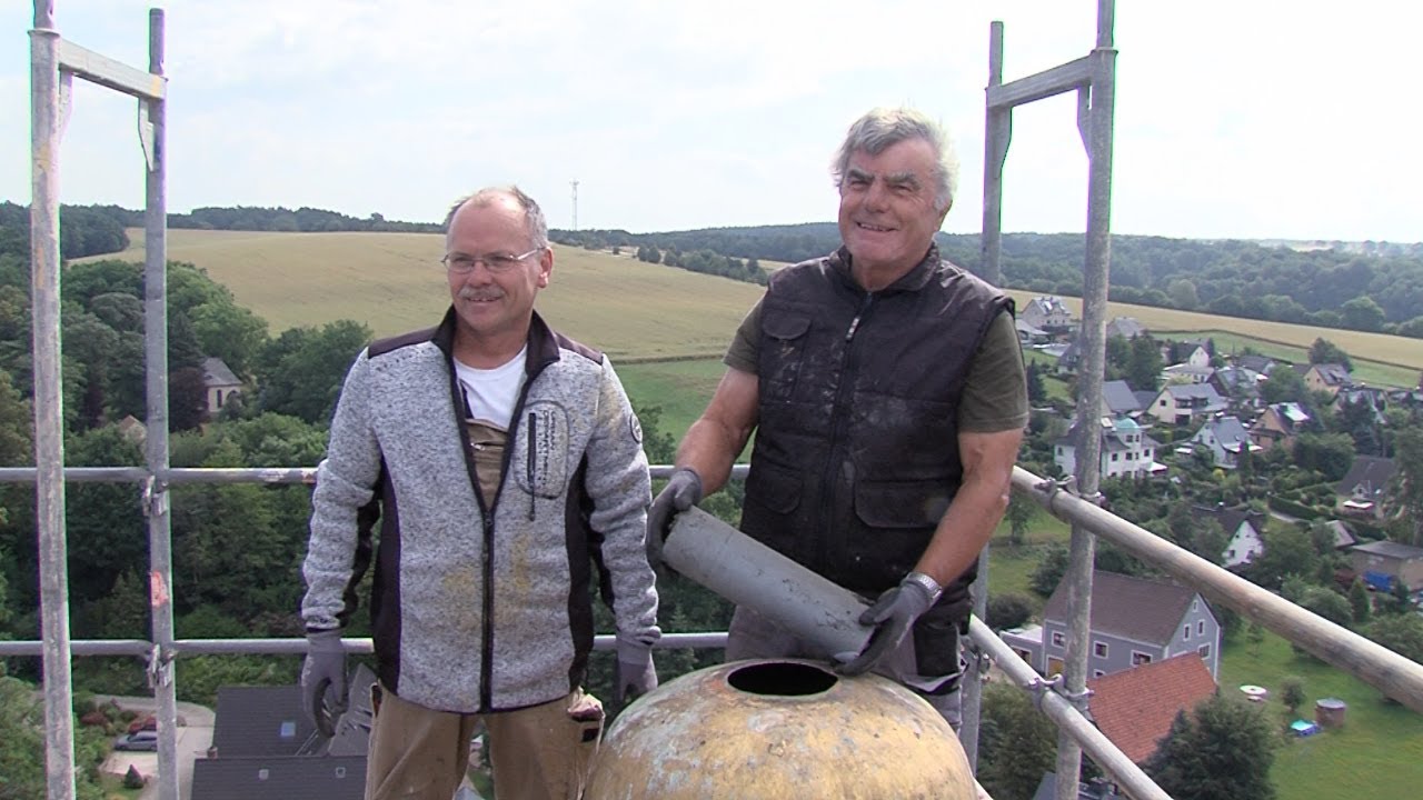 Zeitkapsel der St. Urban Kirche Thurm geöffnet