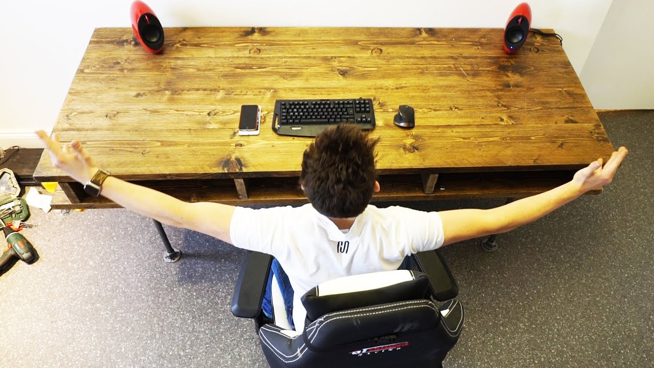 Building the Ultimate Office: Episode 2! MY CUSTOM DESK!