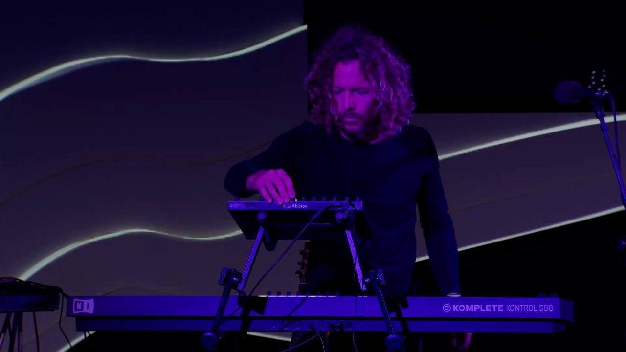Italian Tech Week 2021, musica e intelligenza artificiale: il concerto di Alex Braga