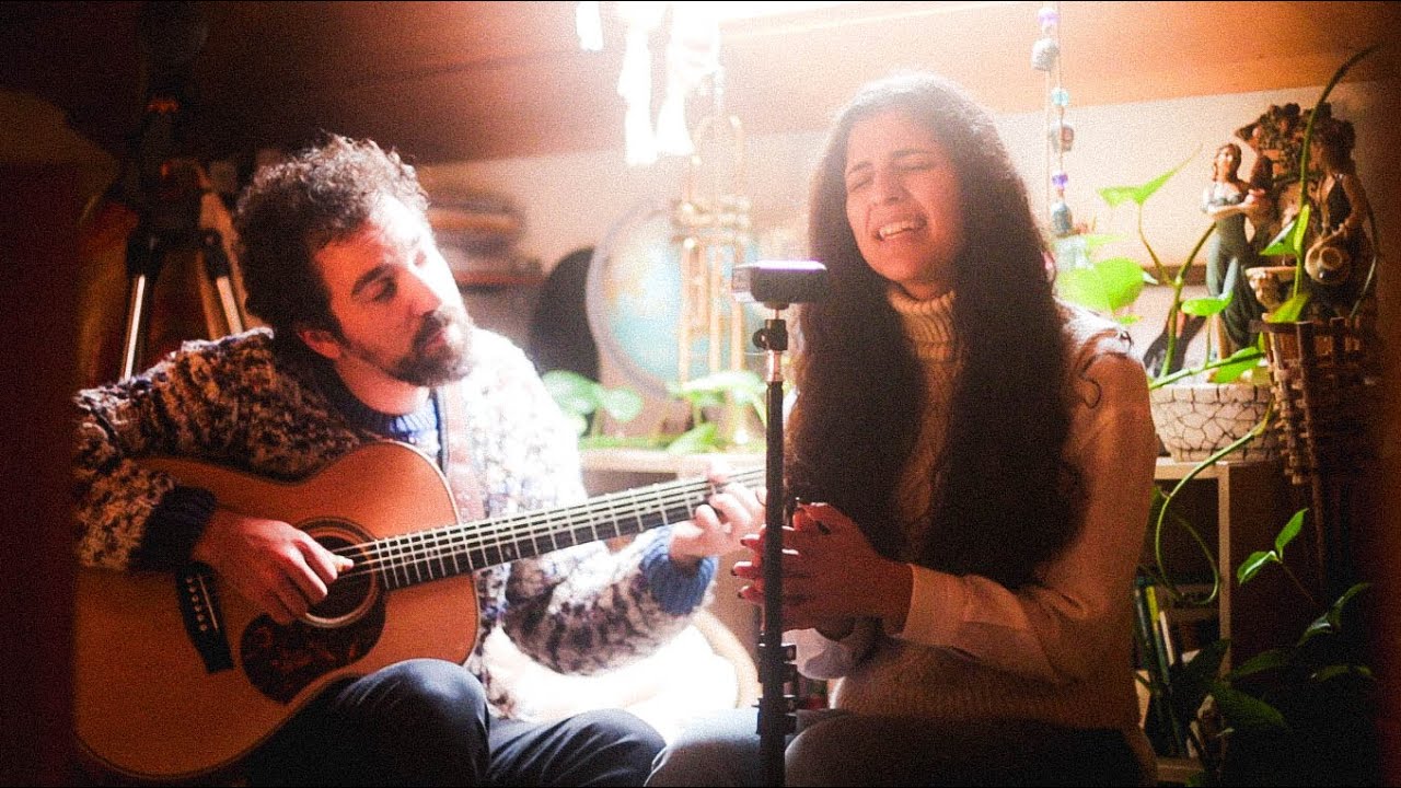 Bridge Over Troubled Water - Simon and Garfunkel (Anabela Cover)