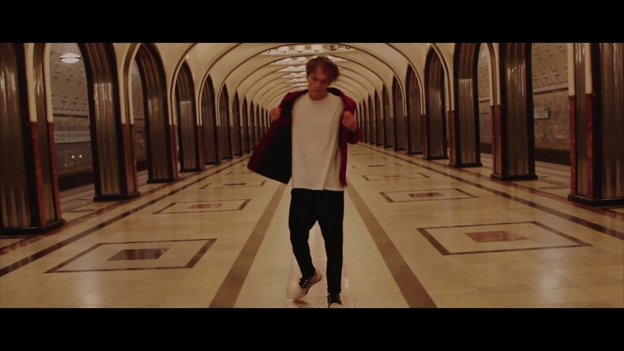STRANDED IN THE MOSCOW METRO