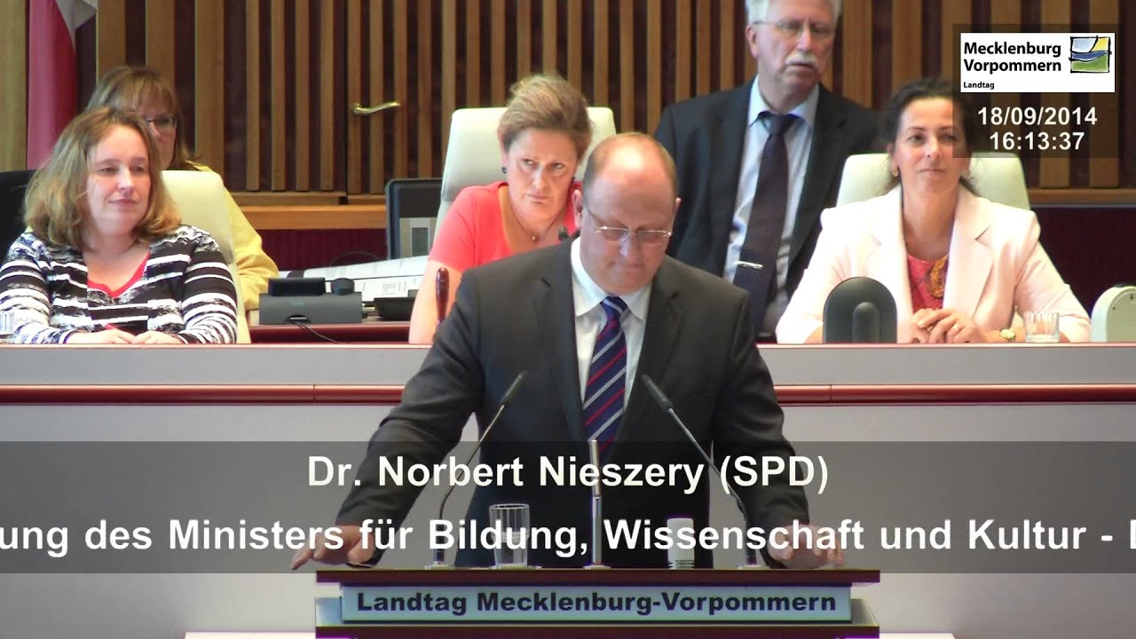 Bildungsminister - Fraktionsvorsitzender Norbert Nieszery (SPD)