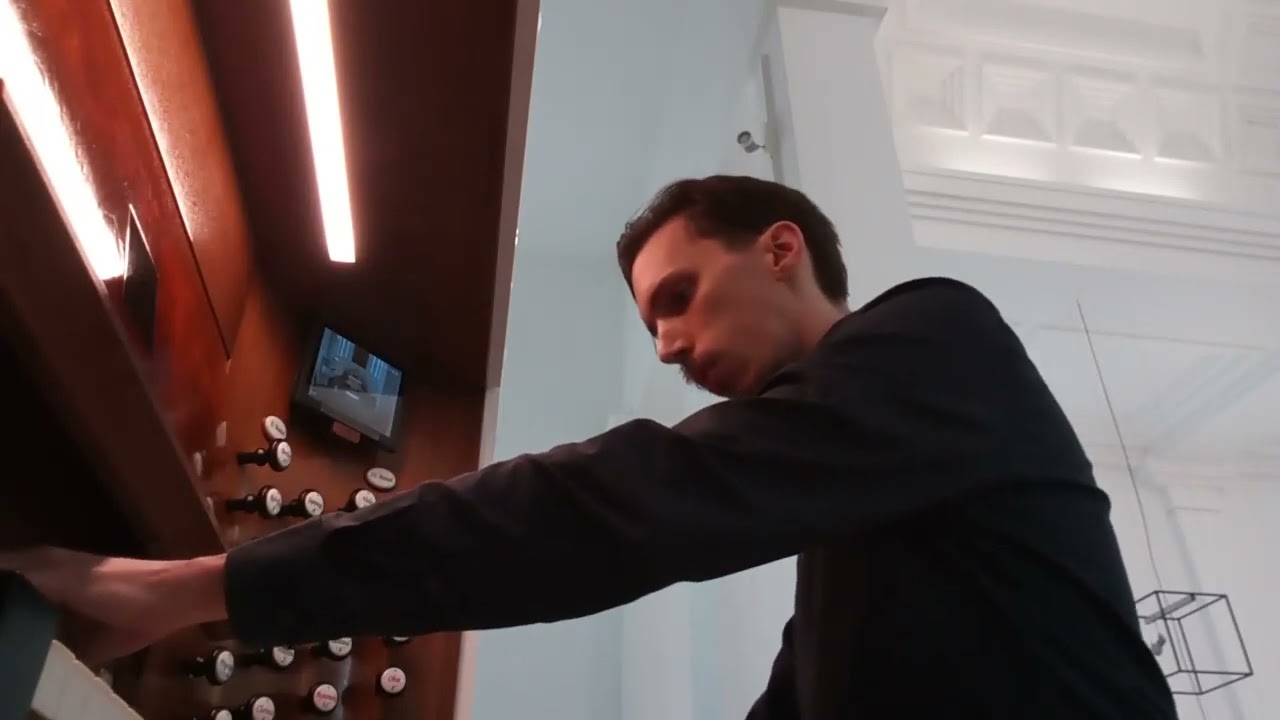 Salve Regina & Organ Postlude (Improvisation)