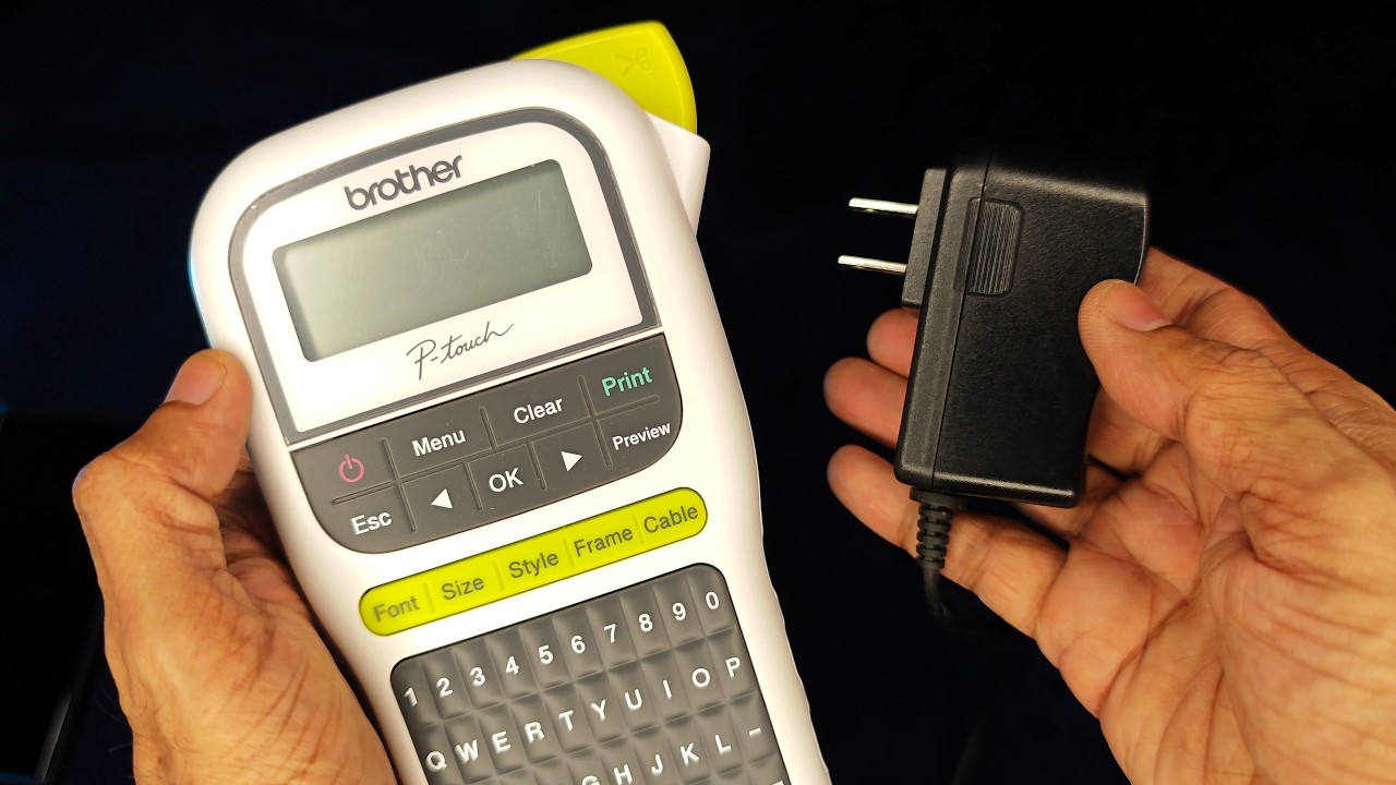Brother P-Touch - How to Use with 9V Adapter