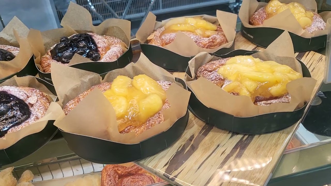 TOUS les JOURS | An Artisan Bakery