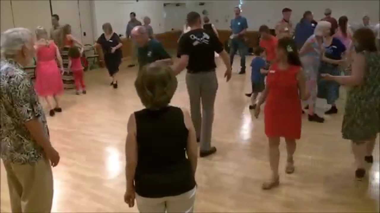 'Old Wife Behind The Fire' - English Country Dance with music by Hoggetowne Fancy