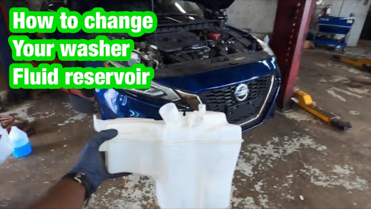 Замена бачка омывателя на Nissan Altima