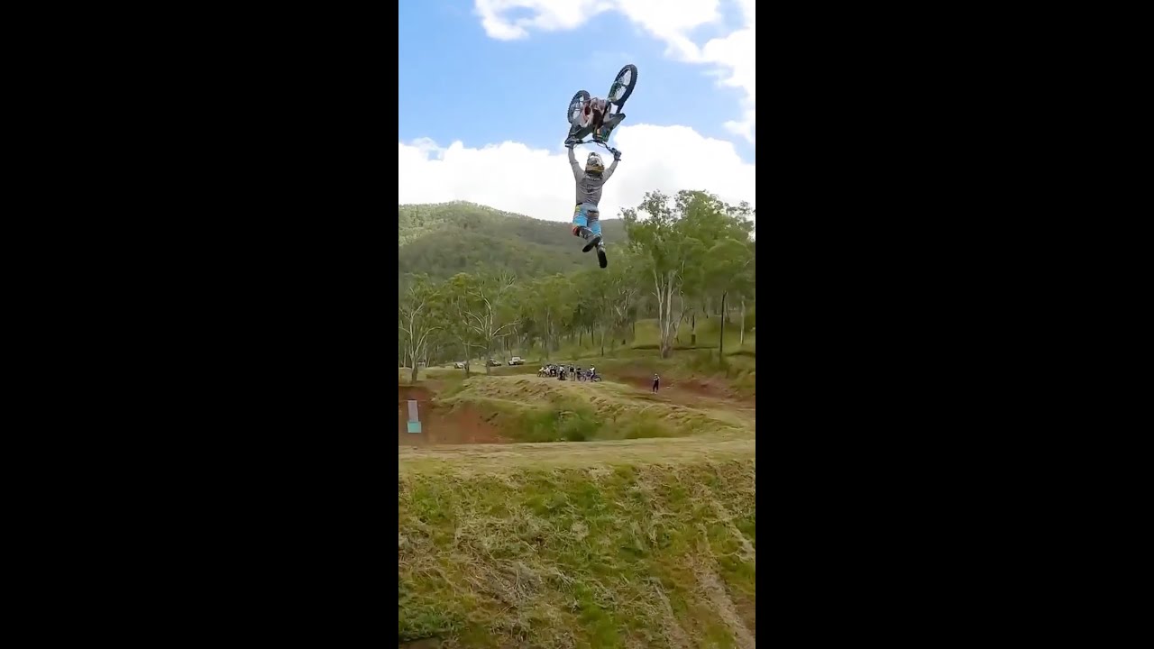 3 jumps, 3 epic flip combos
