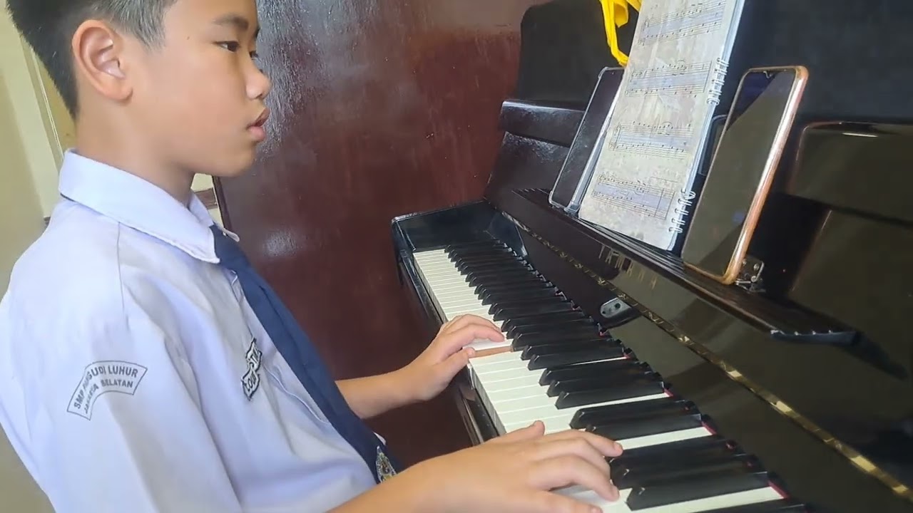 Louis Jakarta, Senin 23 Februari 2026, Grade 1: Minuet in G (on progress)