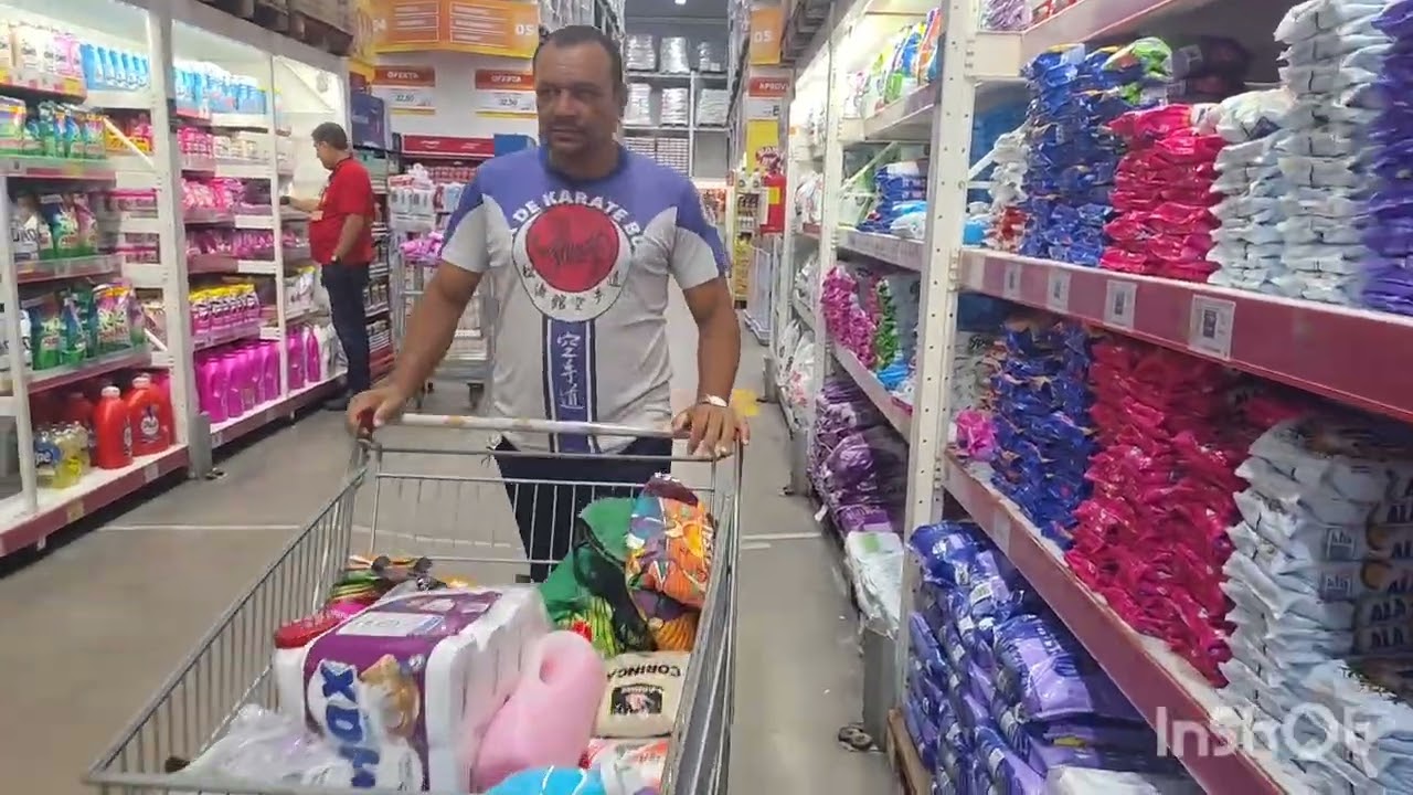 Esposo fazendo compras só não dá certo 