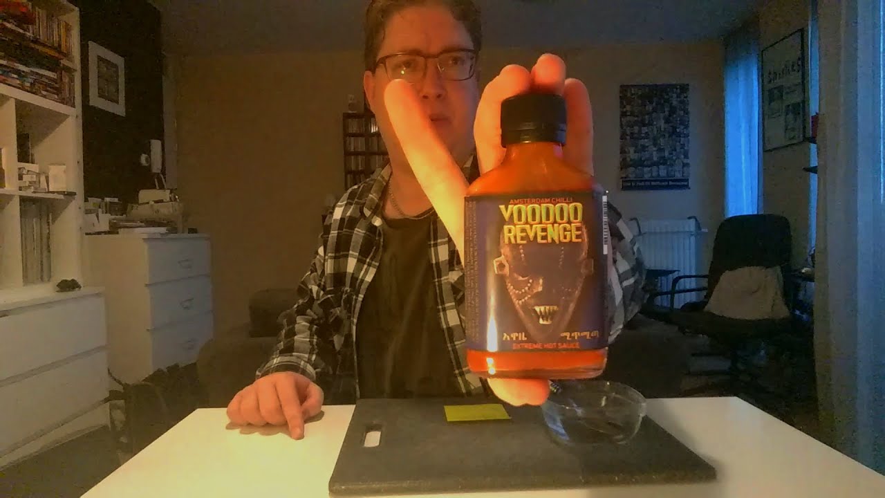 Hot Sauce Review: Amsterdam Chilli - Voodoo Revenge (with English subtitles)