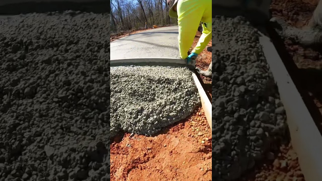 Pulling concrete with Fibers. #concreto #mississippi #work #construction #driveway #fiber #latino