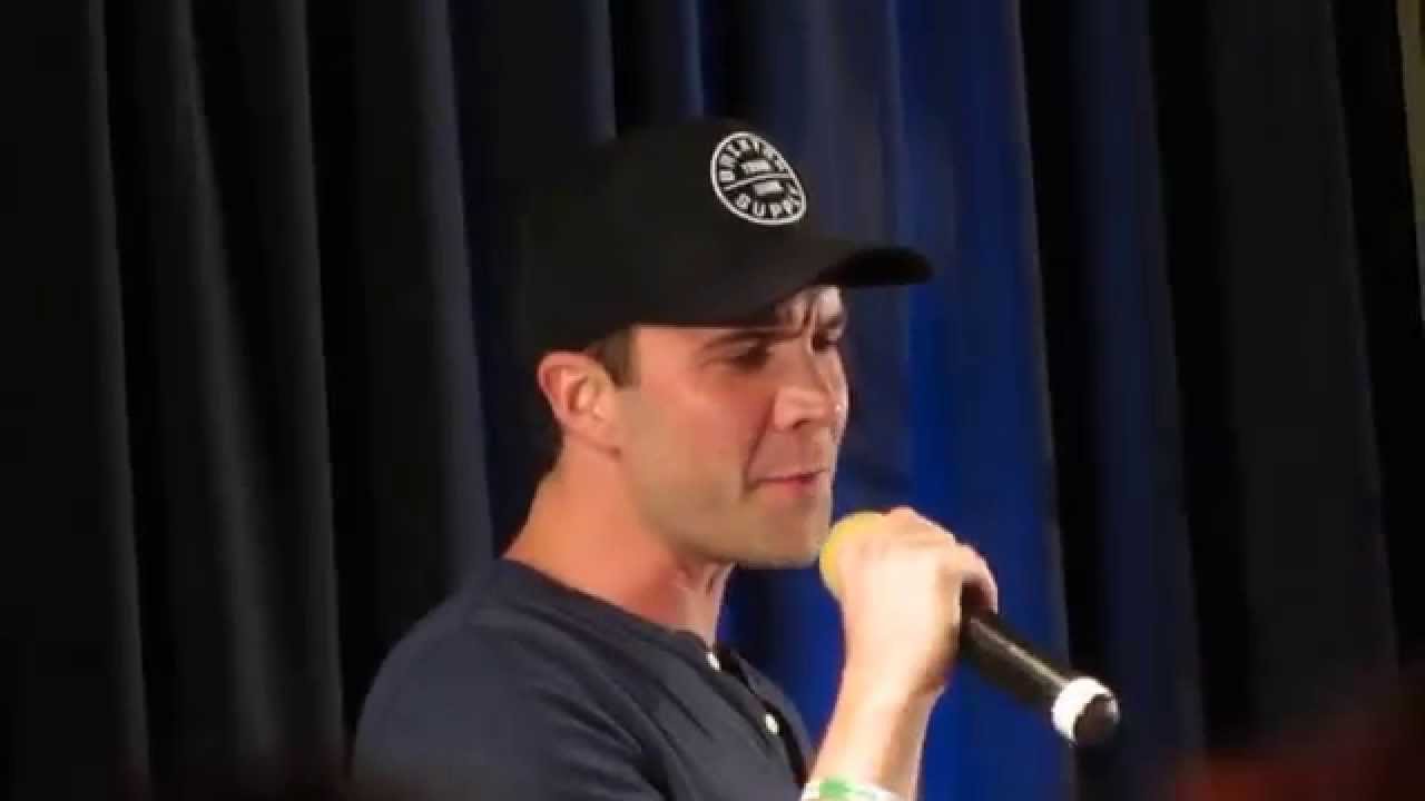Gil Mckinney singing 