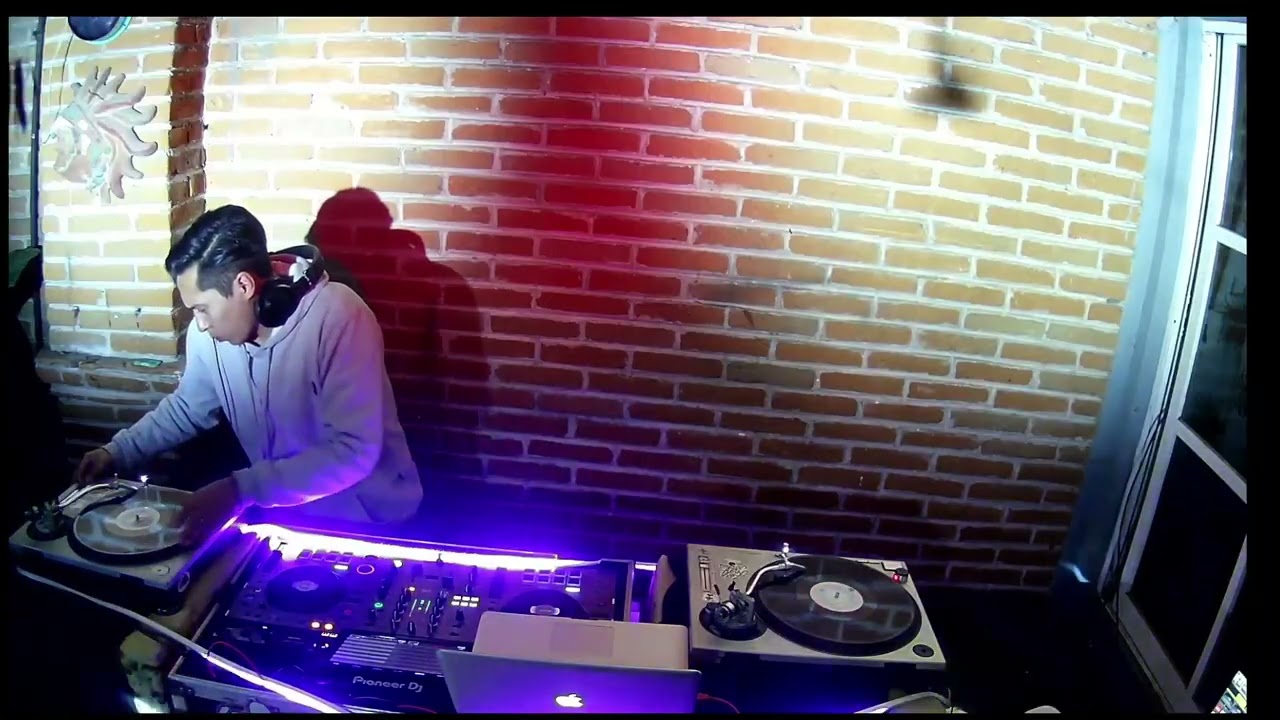 Italo Disco Mix by Dj Alan Merlos 