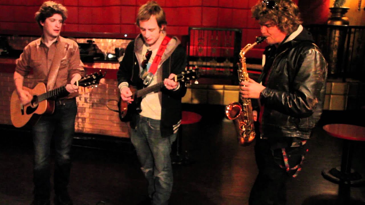 Deer Tick - These Old Shoes (Sleepover Shows)