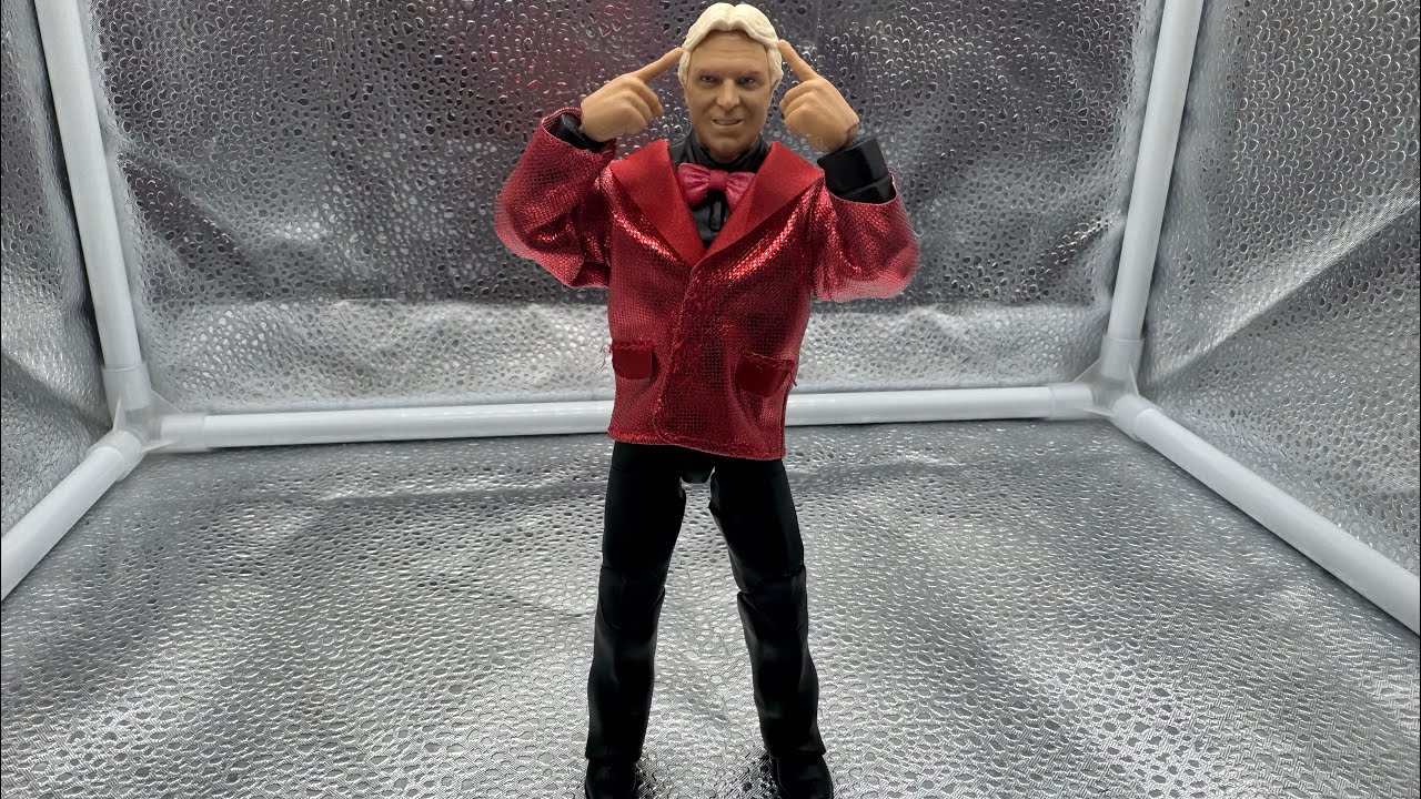 Обзор фигурки Бобби «Мозга» Хинена из серии WWE Legends Elite Series 29!